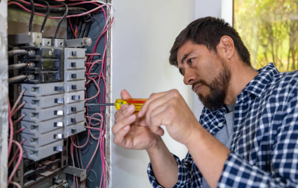 Best Licensed Electrician  in Canyon Lake, TX